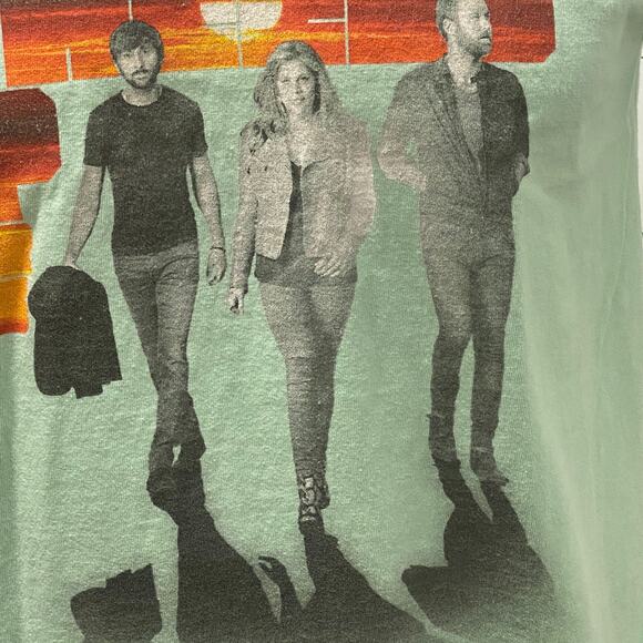 Lady A Antebellum Wheels Up 2015 Country Music Concert Tour Schedule T-Shirt M - Picture 2 of 7